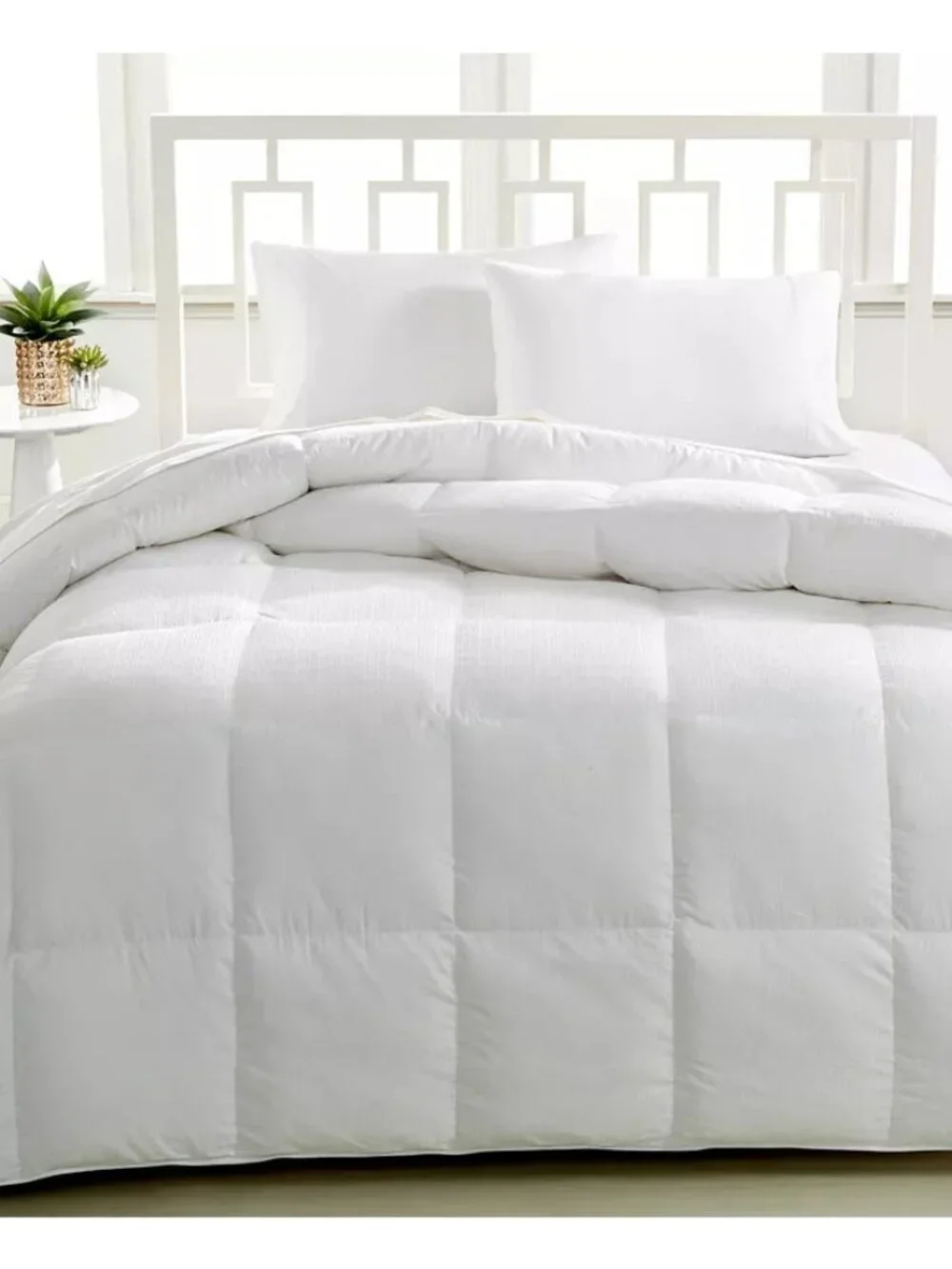 Hotel Collection Luxe Down Alternative Hypoallergenic Comforter – Full/Queen